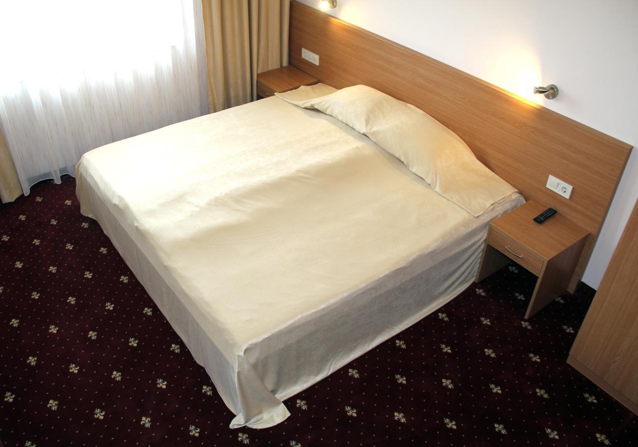 Hotel Coop Rozhen Пампорово Екстер'єр фото