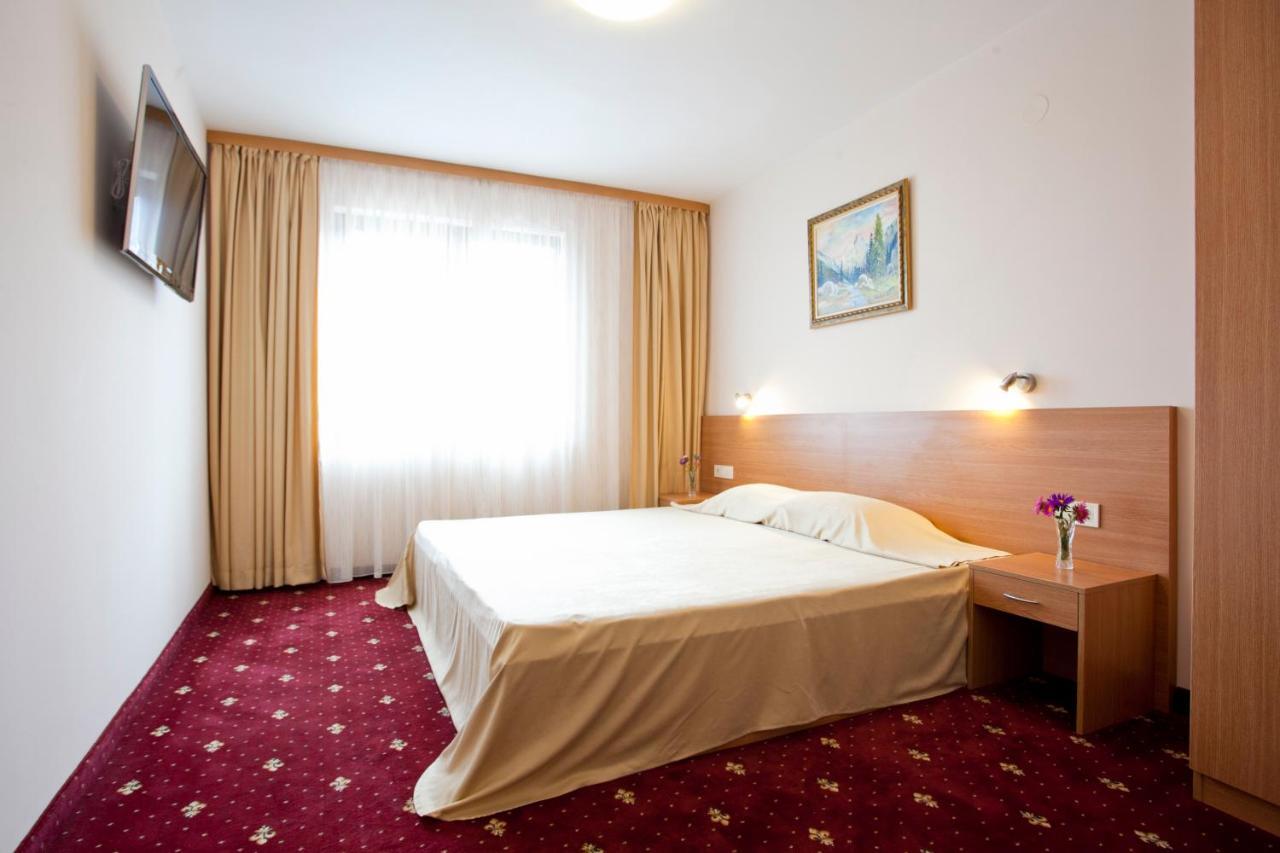 Hotel Coop Rozhen Пампорово Екстер'єр фото